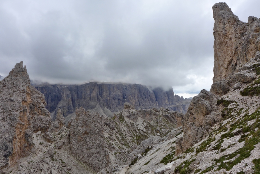 Abstieg zum Grödnerjoch