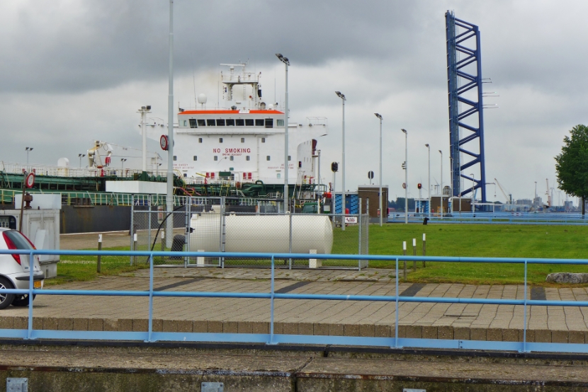 Kanalschleuse Terneuzen